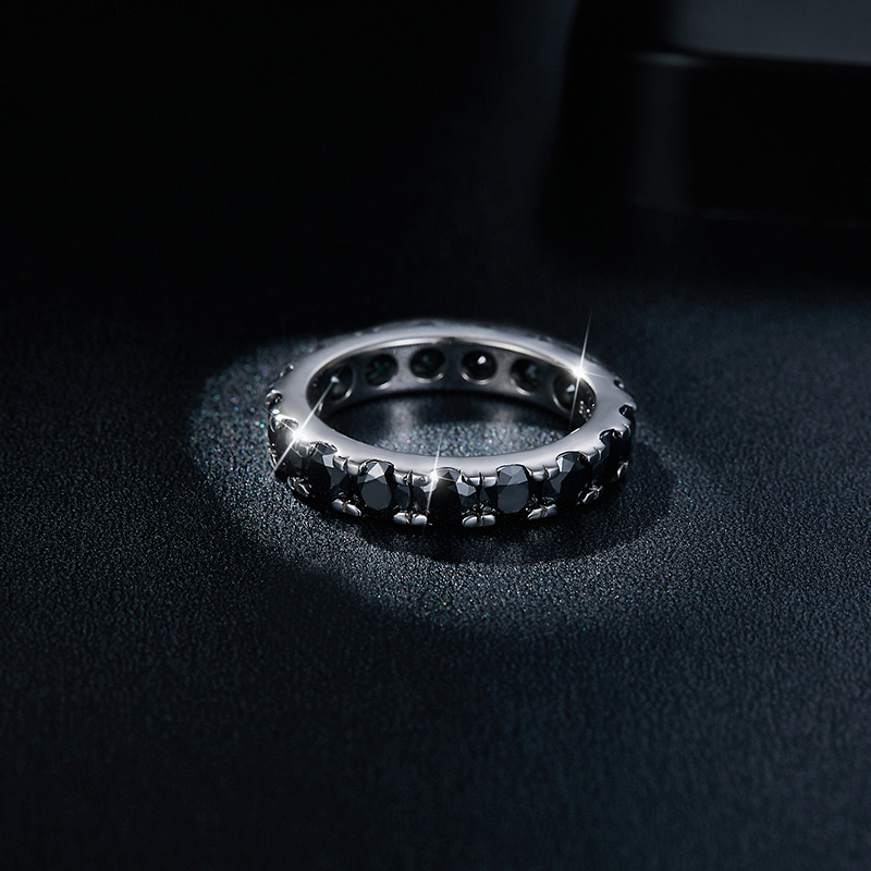 Moissanite Bands